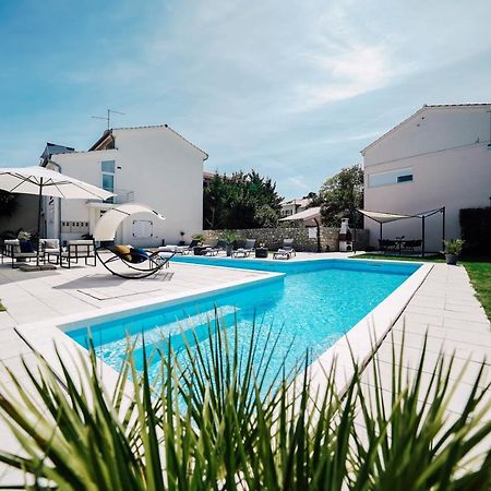 Holiday Home Apartments Bellamare Zadar Bagian luar foto