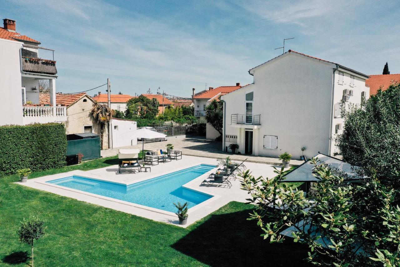 Holiday Home Apartments Bellamare Zadar Bagian luar foto