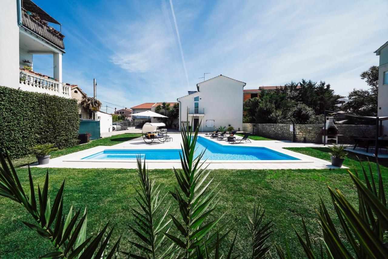 Holiday Home Apartments Bellamare Zadar Bagian luar foto